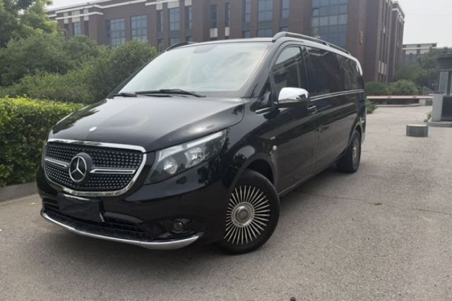 Used Mercedes-Benz Vito 2018 2.0T Elite Version 7 Seats China VI Emission Standard