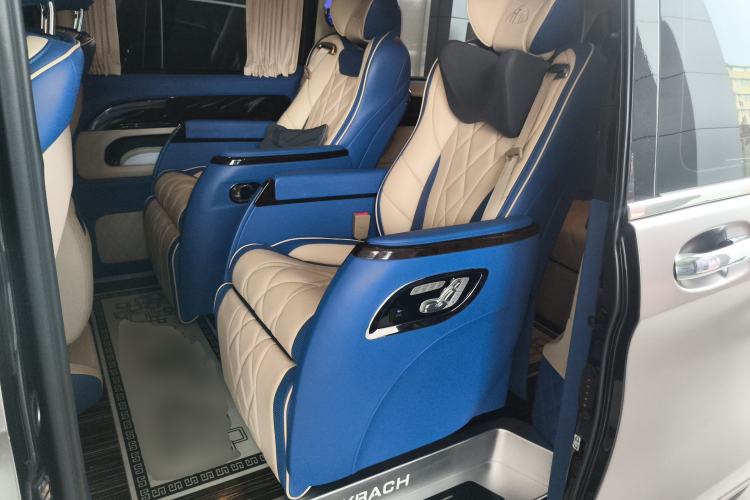 Used Mercedes-Benz Vito 2018 2.0T Business Version China VI Emission Standard Left Rear Seat