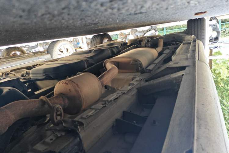 Used Mercedes-Benz Vito  Chassis Front Right
