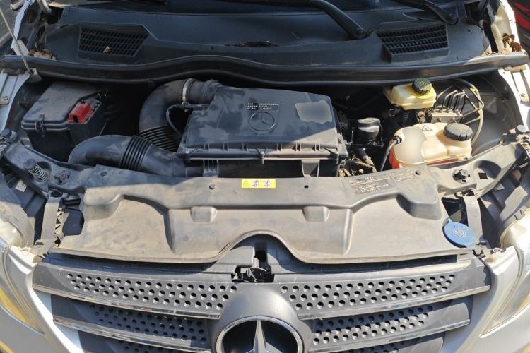Used Mercedes-Benz Vito  Engine Bay