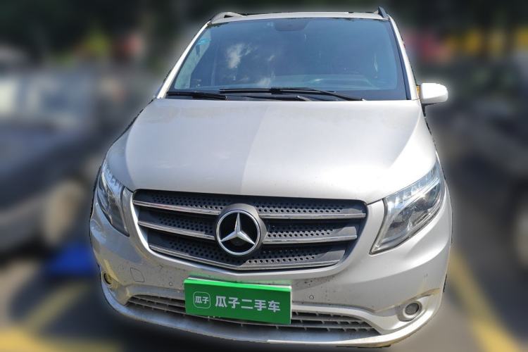 Used Mercedes-Benz Vito  Front