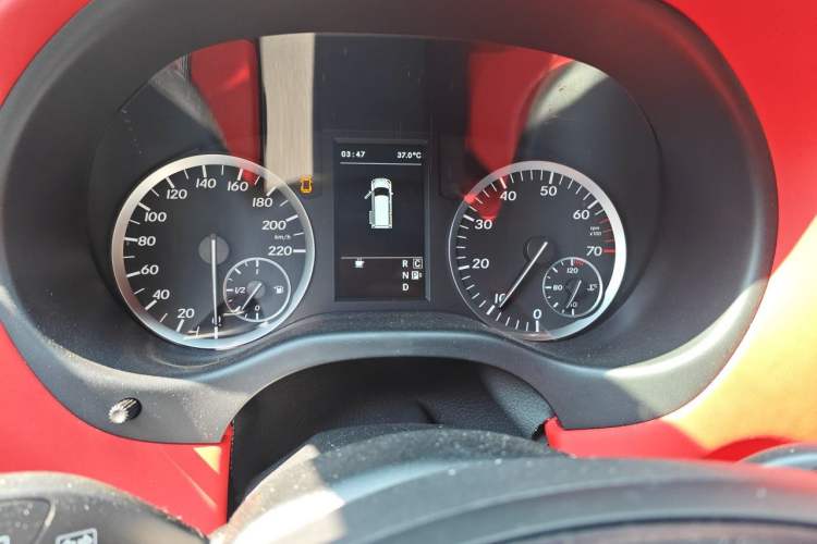 Used Mercedes-Benz Vito  Instrument Cluster