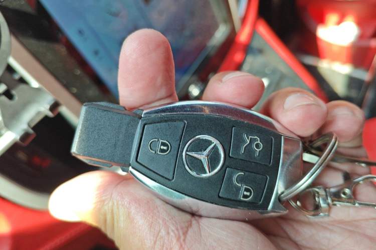 Used Mercedes-Benz Vito  Vehicle Key
