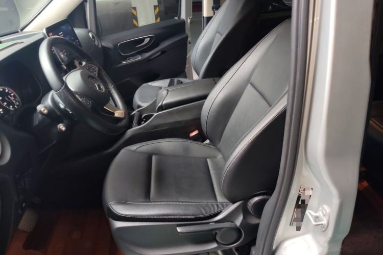 Used Mercedes-Benz Vito 2018 2.0T Business Version China V Emission Standard Left Front Seat