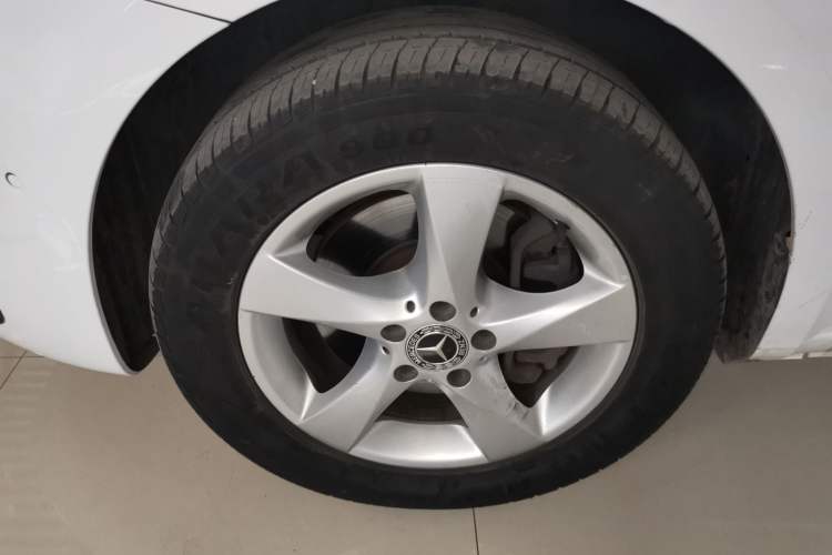 Used Mercedes-Benz Vito 2018 2.0T Business Version China VI Emission Standard Exterior 3