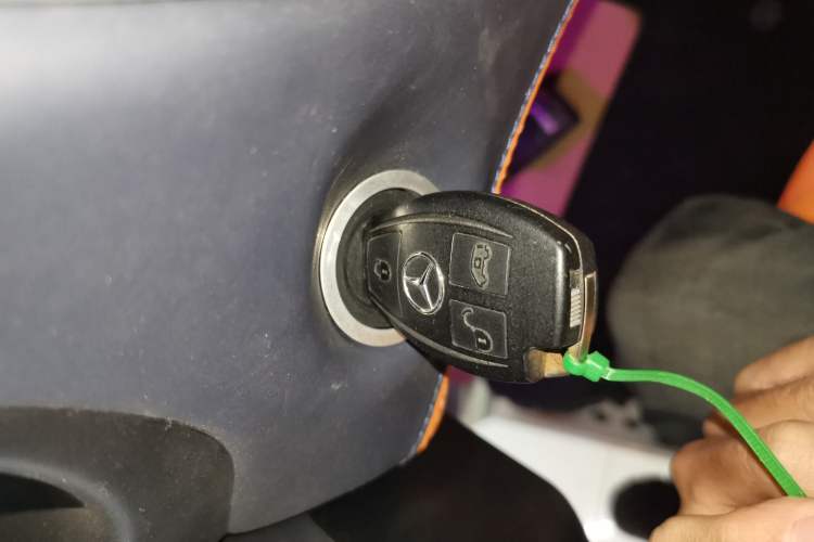 Used Mercedes-Benz Vito 2018 2.0T Business Version China VI Emission Standard Interior 1