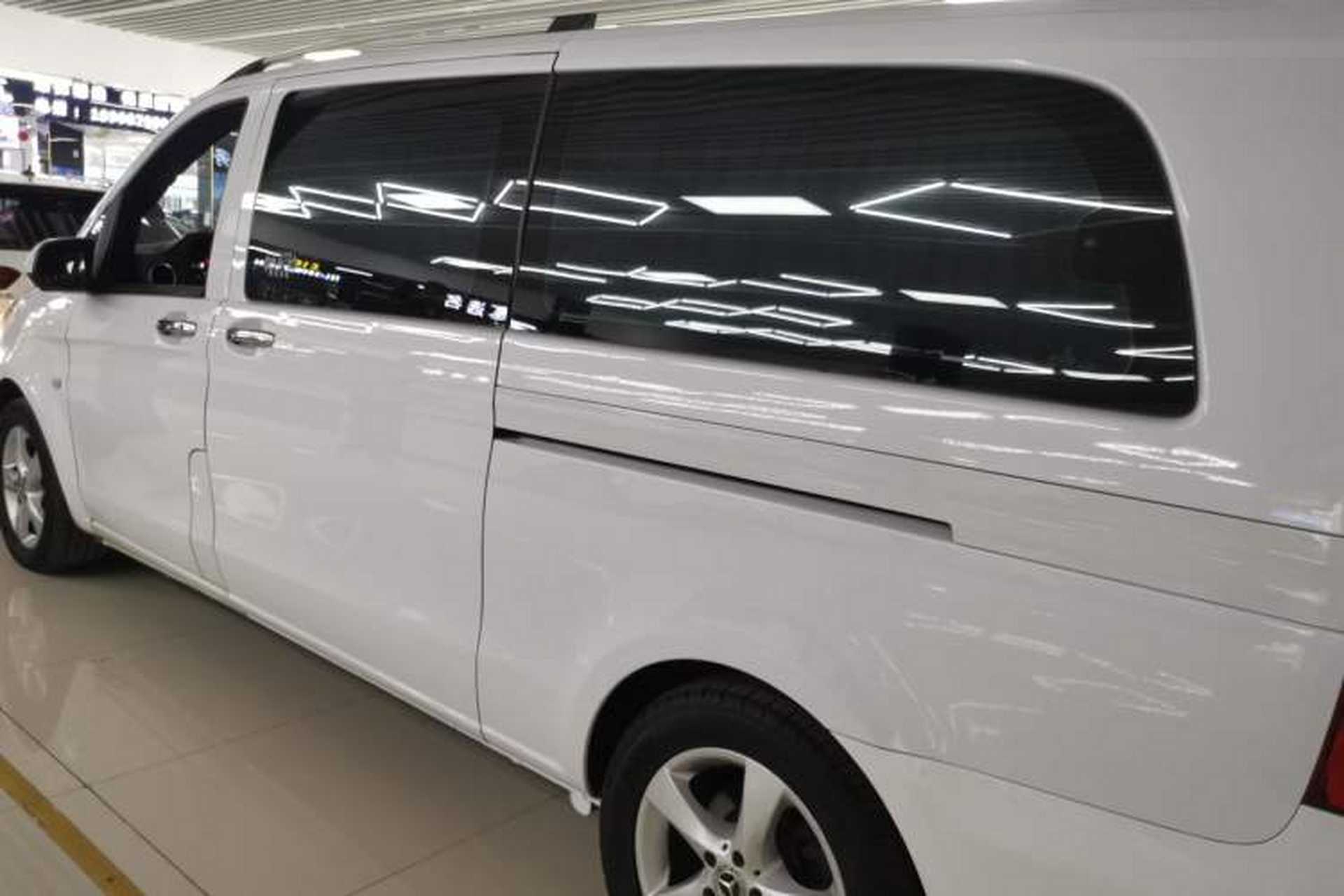 Used Mercedes-Benz Vito 2018 2.0T Business Version China VI Emission Standard Left Side