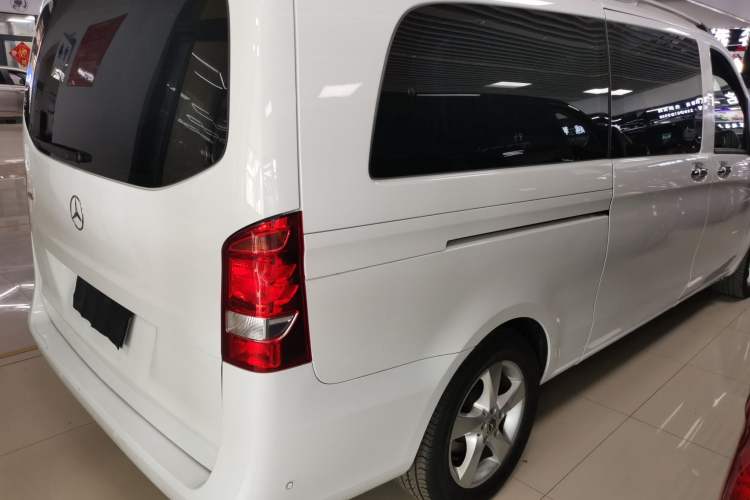 Used Mercedes-Benz Vito 2018 2.0T Business Version China VI Emission Standard Rear Right 45 Deg