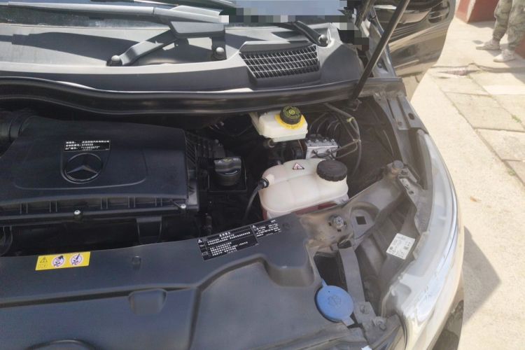 Used Mercedes-Benz Vito  Engine Bay Left