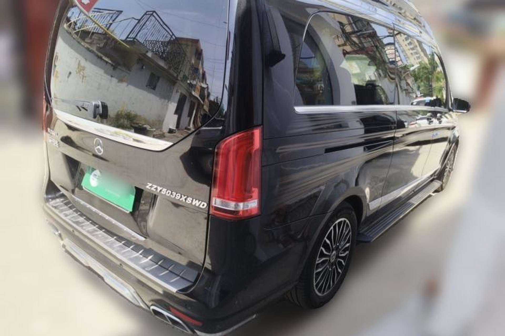 Used Mercedes-Benz Vito  Rear Right 45 Deg