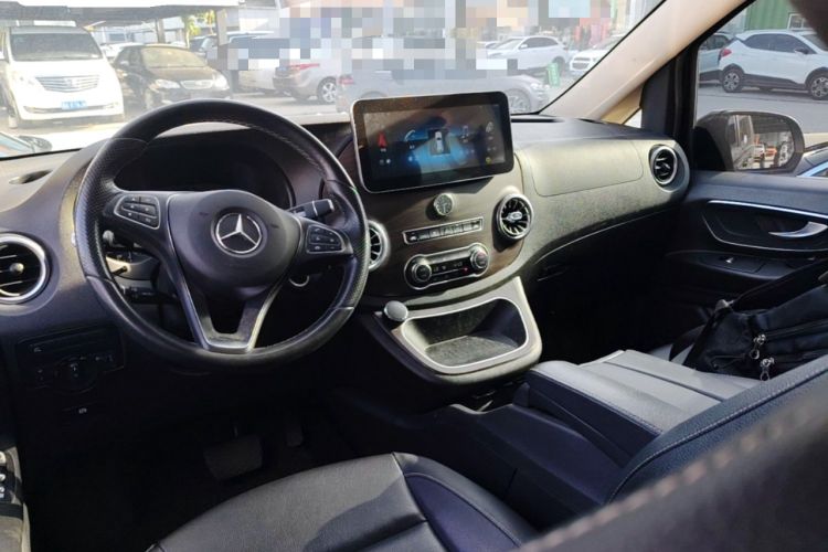 Used Mercedes-Benz Vito 2020 2.0T Business Version 7 Seats Center Console