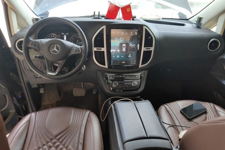 Used Mercedes-Benz Vito 2020 2.0T Business Version 7 Seats Center Console