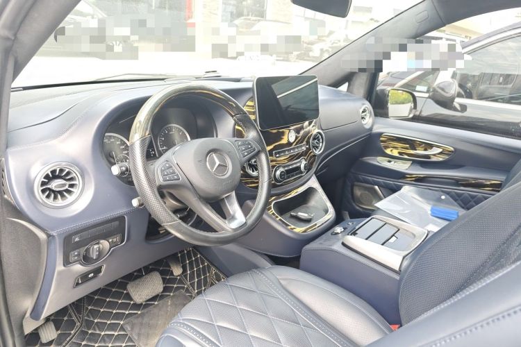 Used Mercedes-Benz Vito 2020 2.0T Business Version 7 Seats Center Console