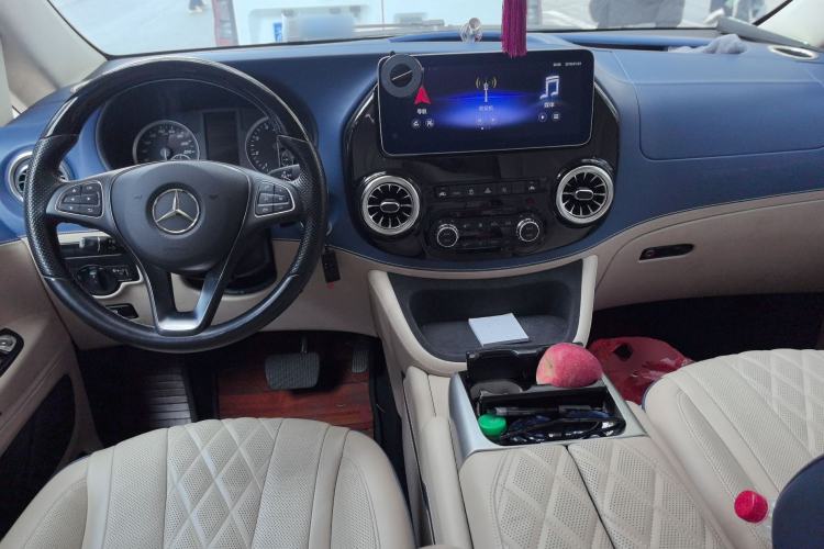 Used Mercedes-Benz Vito 2020 2.0T Business Version 7 Seats Center Console
