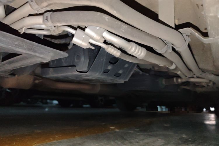 Used Mercedes-Benz Vito 2020 2.0T Business Version 7 Seats Chassis Front Left