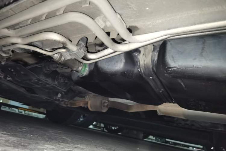 Used Mercedes-Benz Vito 2020 2.0T Business Version 7 Seats Chassis Front Left