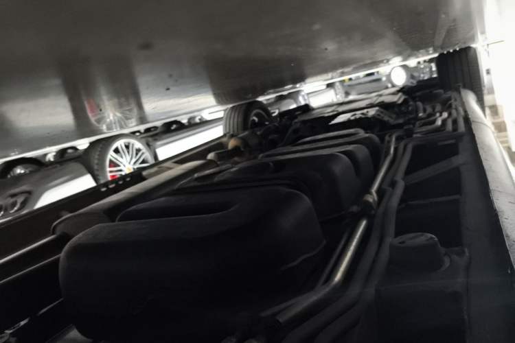 Used Mercedes-Benz Vito 2020 2.0T Elite Version 7 Seats Chassis Rear Left