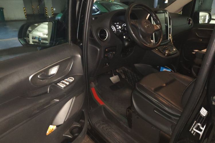 Used Mercedes-Benz Vito 2020 2.0T Business Version 7 Seats Driver Seat
