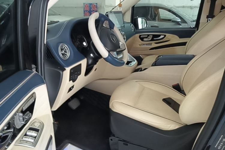 Used Mercedes-Benz Vito 2020 2.0T Business Version 7 Seats Driver Seat