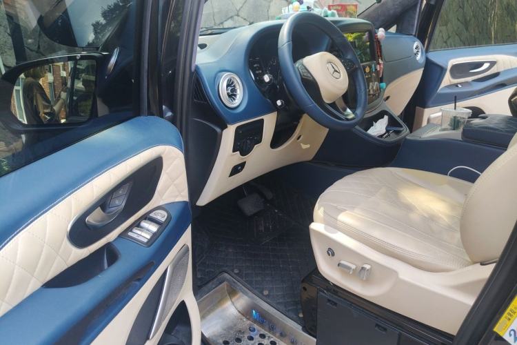Used Mercedes-Benz Vito 2020 2.0T Business Version 7 Seats Driver Seat