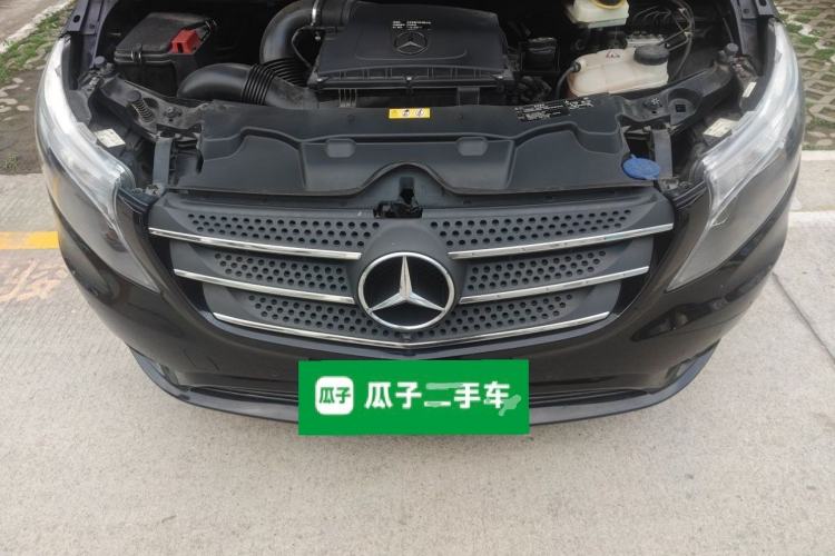 Used Mercedes-Benz Vito 2020 2.0T Elite Version 7 Seats Engine Bay