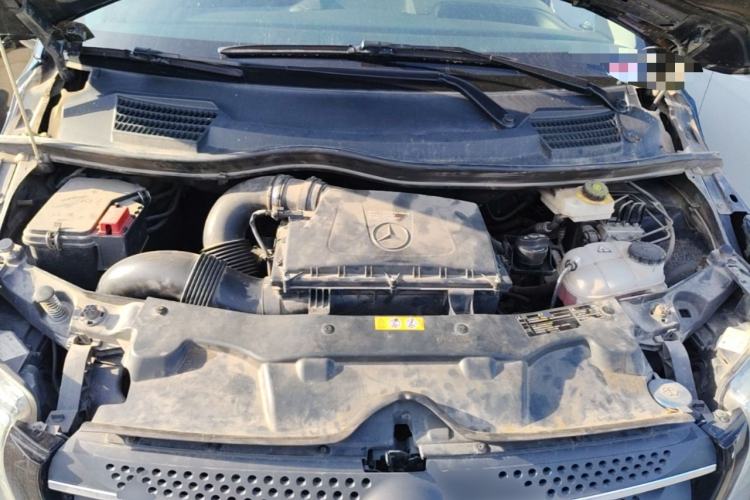 Used Mercedes-Benz Vito 2020 2.0T Business Version 7 Seats Engine Bay