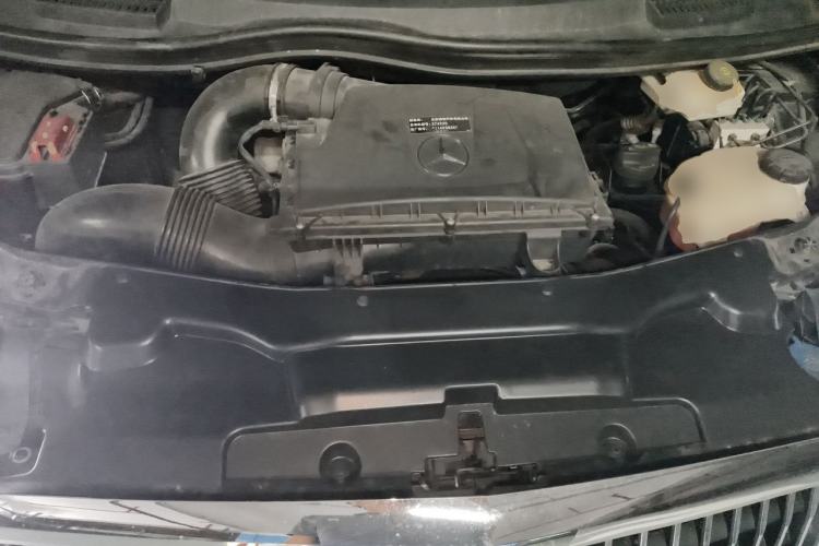 Used Mercedes-Benz Vito  Engine Bay