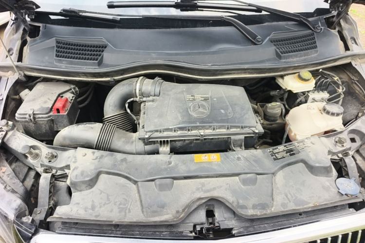 Used Mercedes-Benz Vito 2020 2.0T Elite Version 7 Seats Engine Bay