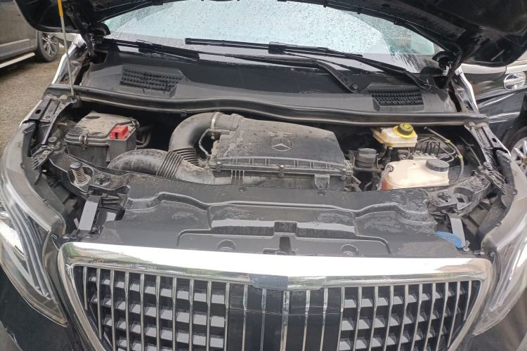 Used Mercedes-Benz Vito 2020 2.0T Business Version 7 Seats Engine Bay