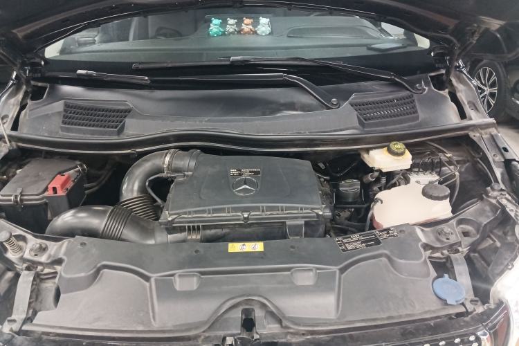 Used Mercedes-Benz Vito 2020 2.0T Business Version 7 Seats Engine Bay