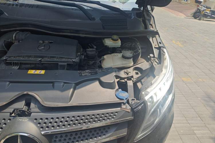 Used Mercedes-Benz Vito 2020 2.0T Business Version 7 Seats Engine Bay Left