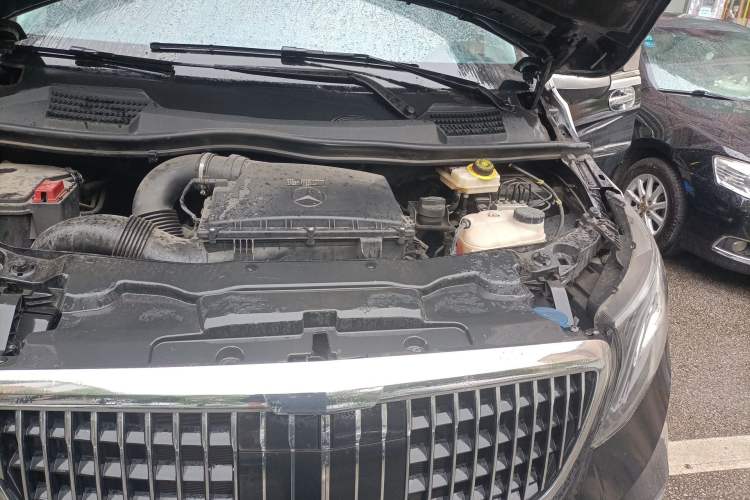 Used Mercedes-Benz Vito 2020 2.0T Business Version 7 Seats Engine Bay Left