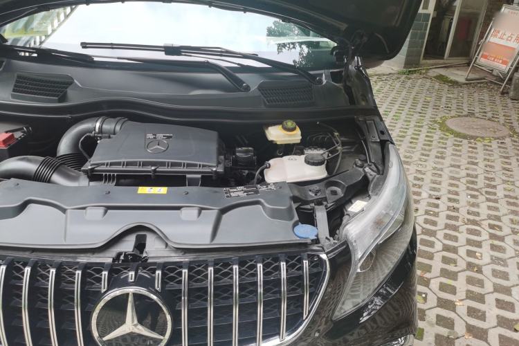 Used Mercedes-Benz Vito 2020 2.0T Elite Version 7 Seats Engine Bay Left