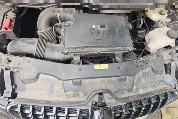 Used Mercedes-Benz Vito 2020 2.0T Elite Version 7 Seats Engine Bay