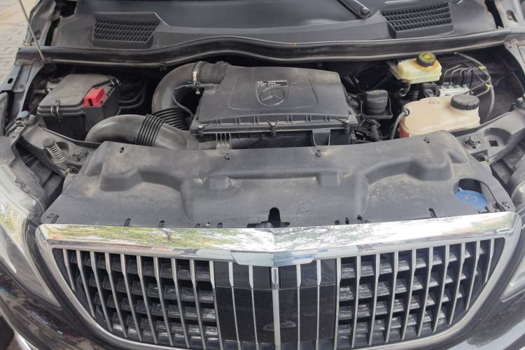 Used Mercedes-Benz Vito 2020 2.0T Business Version 7 Seats Engine Bay