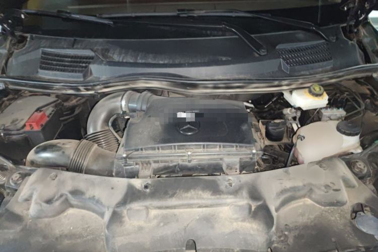 Used Mercedes-Benz Vito 2020 2.0T Elite Version 7 Seats Engine Bay