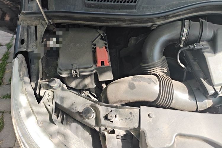 Used Mercedes-Benz Vito 2020 2.0T Elite Version 7 Seats Engine Bay Right