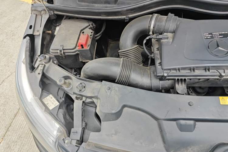Used Mercedes-Benz Vito 2020 2.0T Elite Version 7 Seats Engine Bay Right