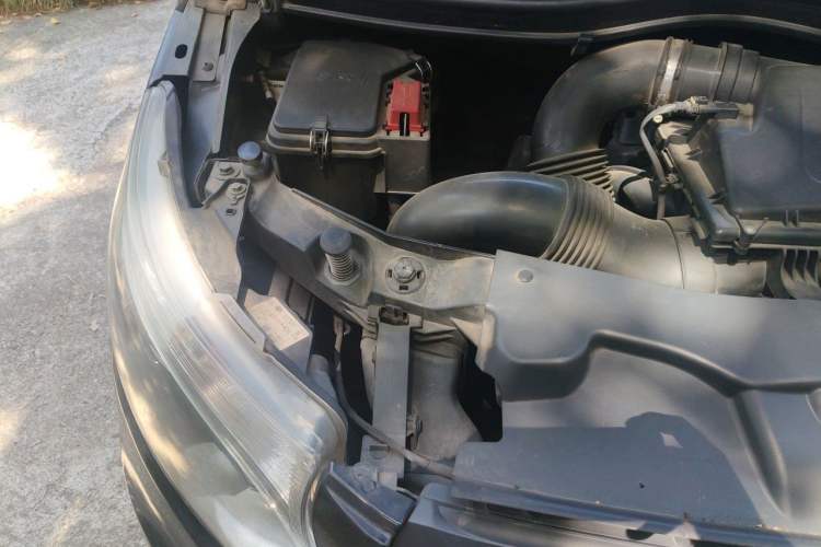 Used Mercedes-Benz Vito 2020 2.0T Business Version 7 Seats Engine Bay Right