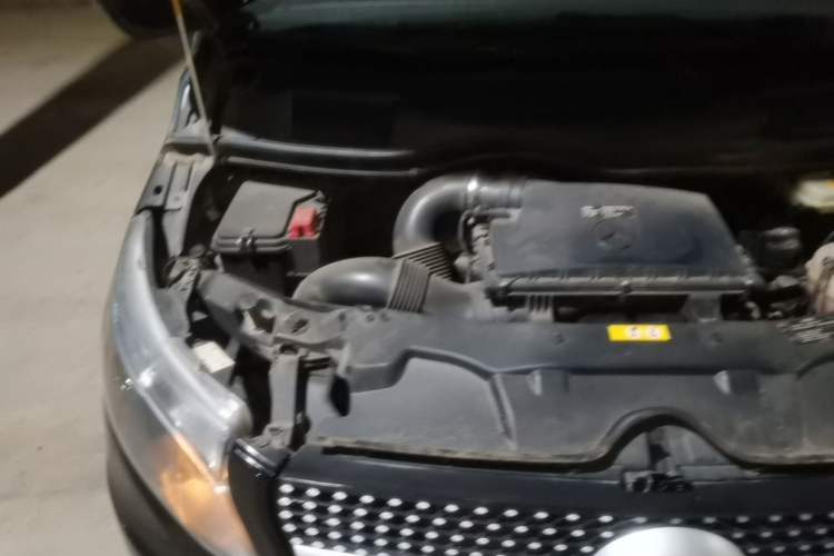 Used Mercedes-Benz Vito 2020 2.0T Business Version 7 Seats Engine Bay Right