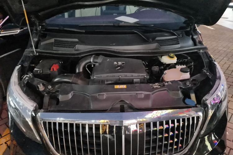 Used Mercedes-Benz Vito 2020 2.0T Business Version 7 Seats Engine Bay