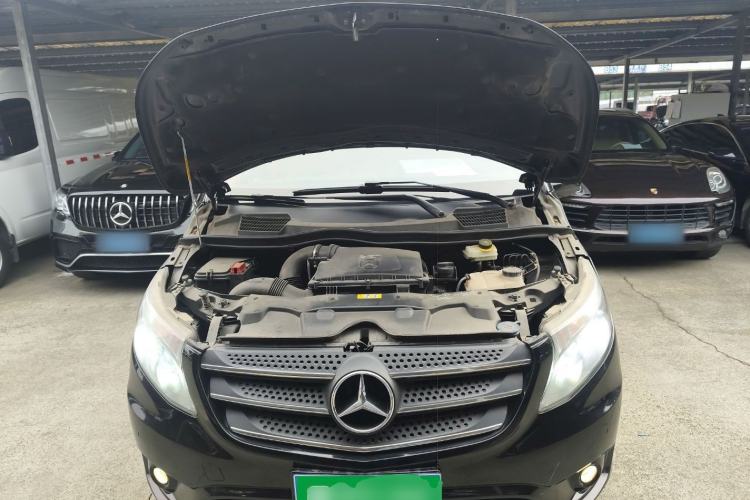 Used Mercedes-Benz Vito 2020 2.0T Business Version 7 Seats Engine Bay