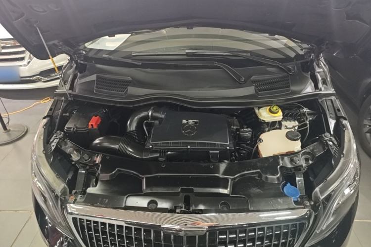 Used Mercedes-Benz Vito 2020 2.0T Business Version 7 Seats Engine Bay