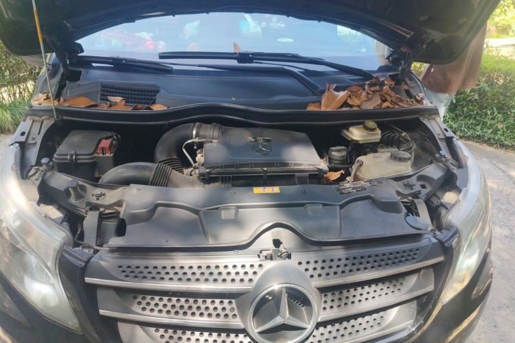 Used Mercedes-Benz Vito 2020 2.0T Business Version 7 Seats Engine Bay