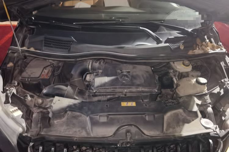 Used Mercedes-Benz Vito 2020 2.0T Business Version 7 Seats Engine Bay