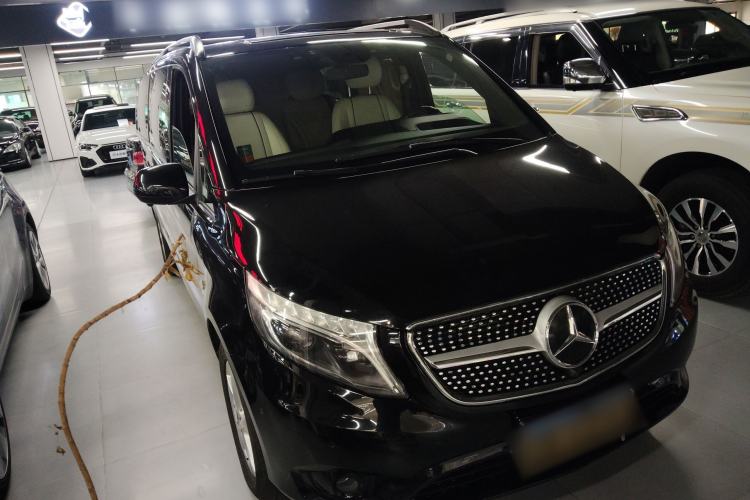 Used Mercedes-Benz Vito 2020 2.0T Business Version 7 Seats Exterior 2