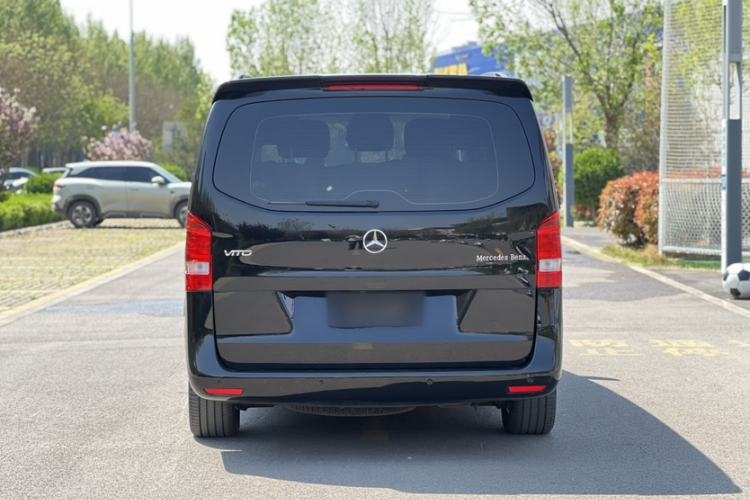 Used Mercedes-Benz Vito 2020 2.0T Business Version 7 Seats Exterior 3