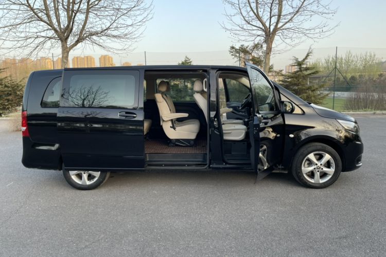 Used Mercedes-Benz Vito 2020 2.0T Elite Version 9 Seats Exterior 4