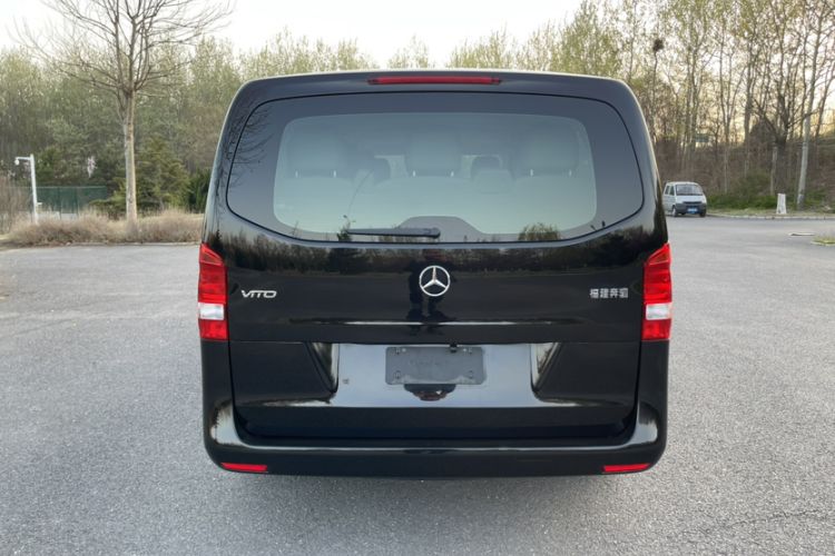 Used Mercedes-Benz Vito 2020 2.0T Elite Version 9 Seats Exterior 5