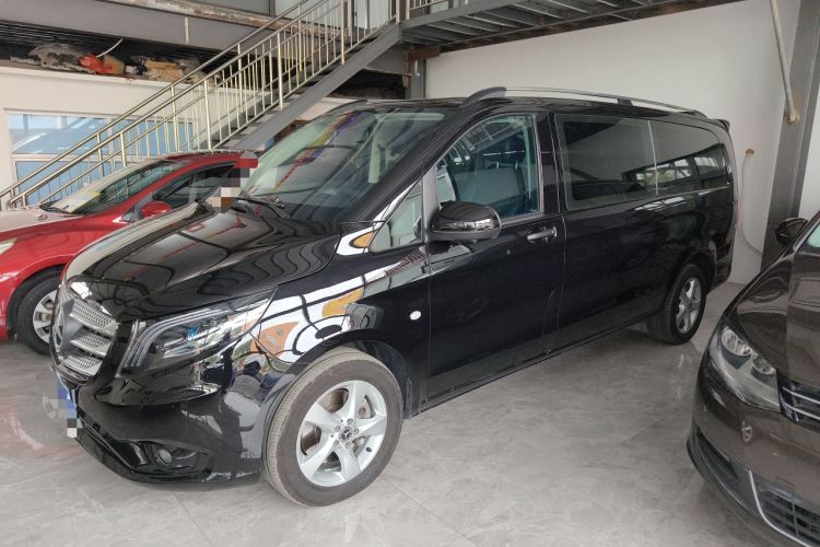 Used Mercedes-Benz Vito 2020 2.0T Elite Version 7 Seats Exterior 5